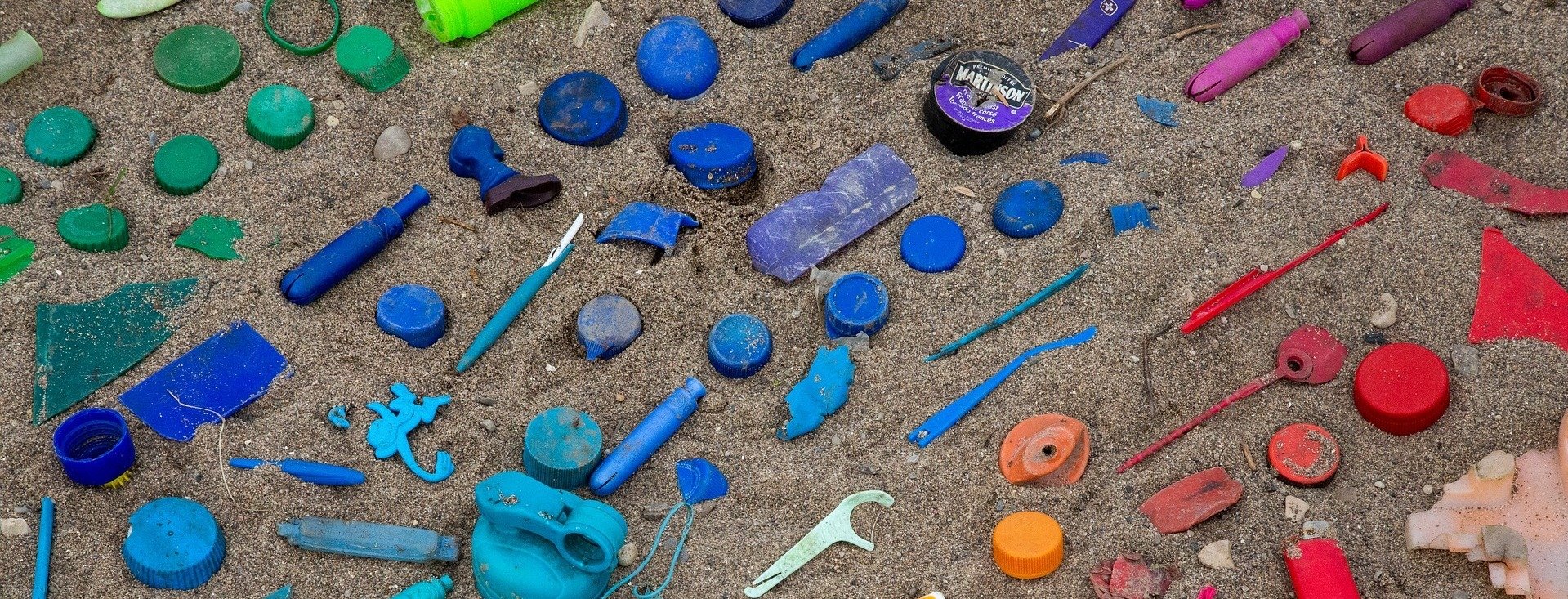 Trash_on_Beach-3619-1597346226-2